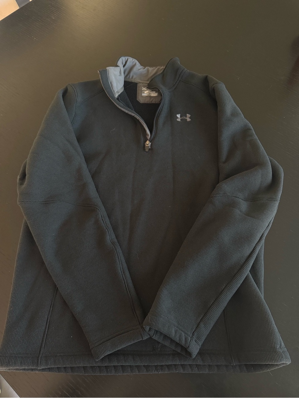 Under Armour Men's Black Half-Zip Performance Pullover